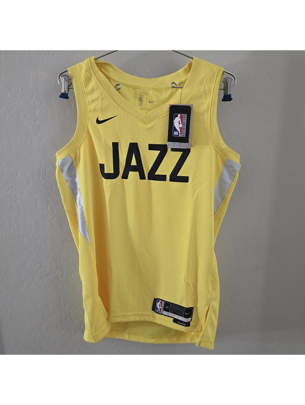 Nike Utah Jazz Icon Edition Swingman Jersey Authentic Men’s Size Small 40 NWT